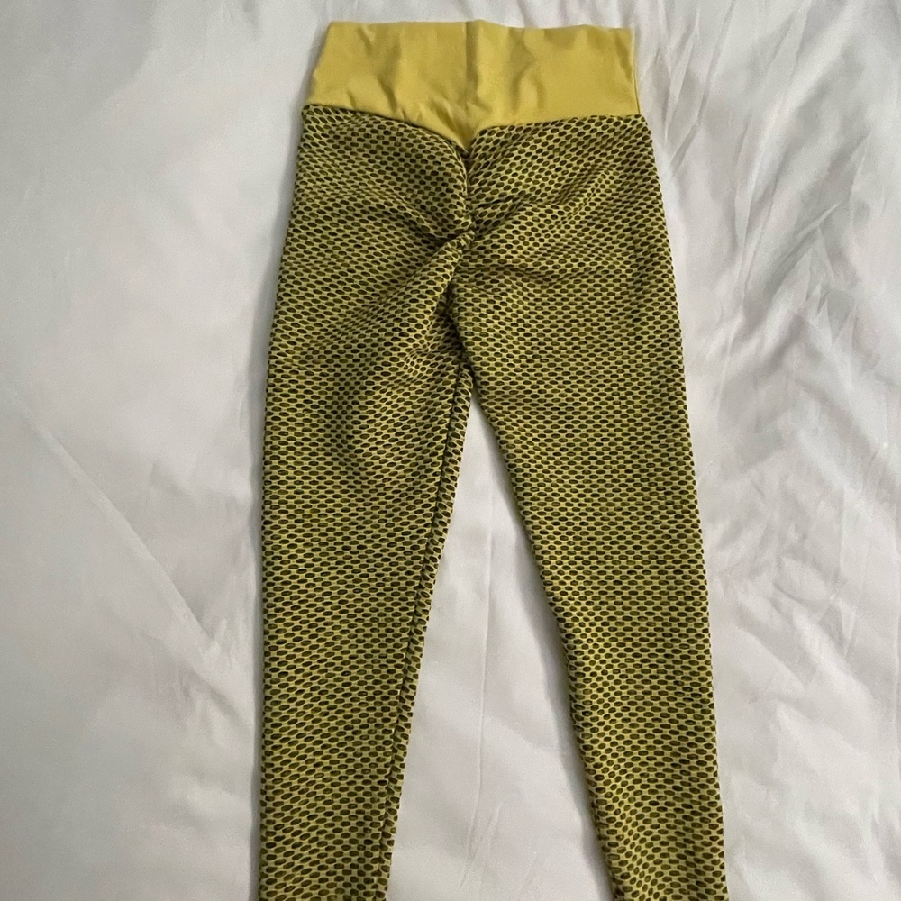 Yellow Scrunch Butt Lifting Leggings